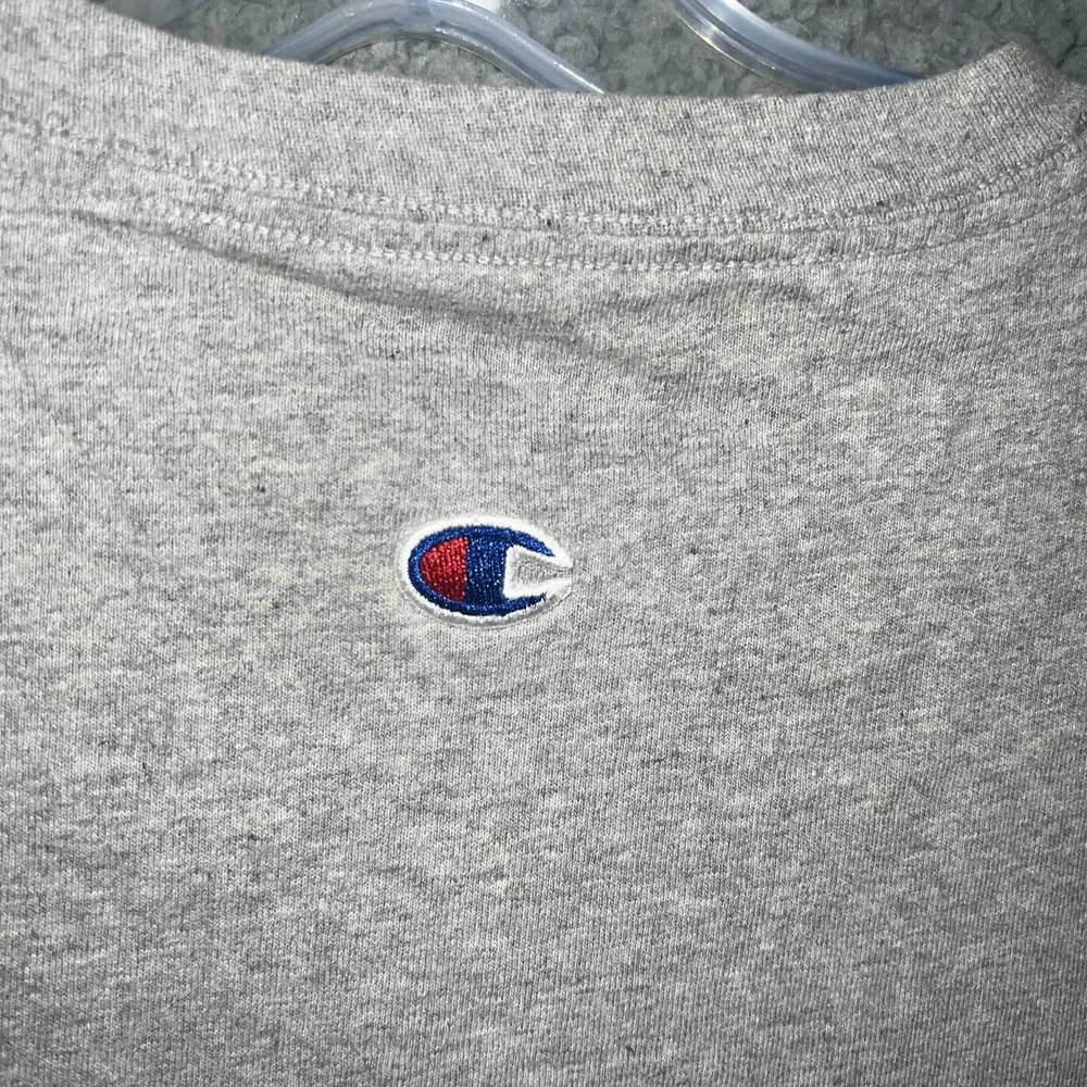 Champion vtg shirt
